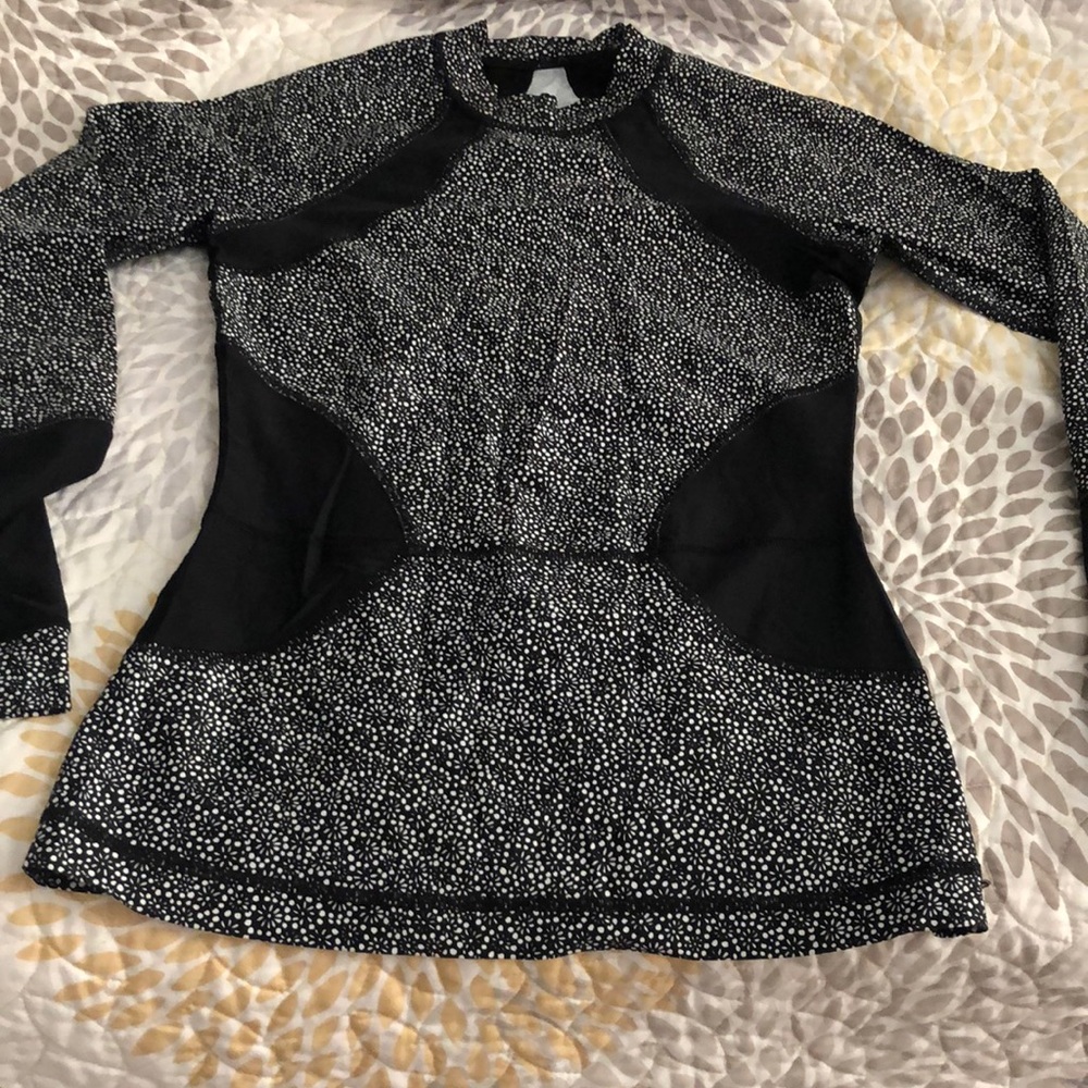 LULULEMON 4 Suns Out Rash Guard  Freckle Flower